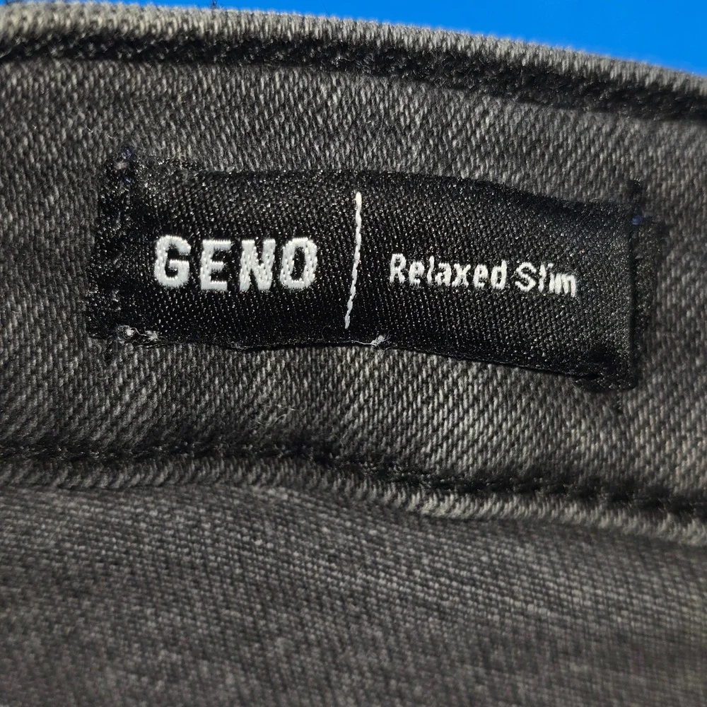 True Religion‎ Geno Men's Relaxed Slim Jeans Black Distressed 28